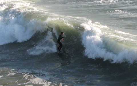 Surfing the HB PIer