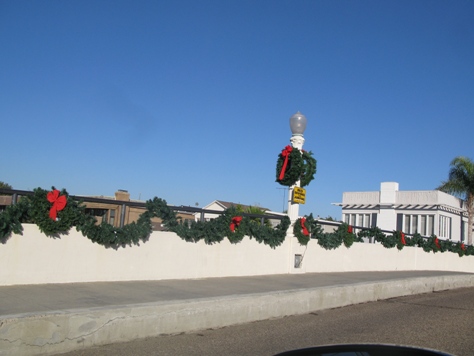 Balboa Island holiday decorations