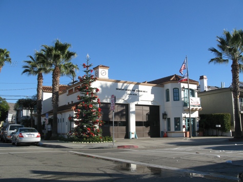 Balboa island Christmas Tree