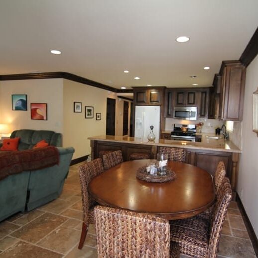 206 adams, Newport Beach, CA 92661