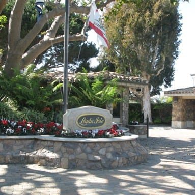 custom waterfront homes in newport beach