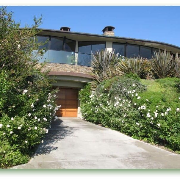 Cameo Shores in Corona del Mar Homes for sale